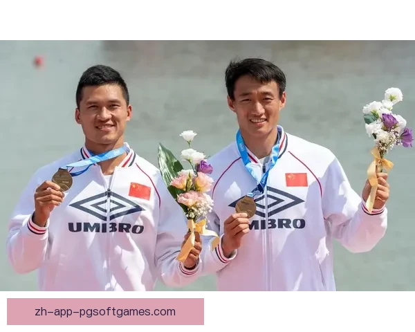 皮划艇冠军：划向荣耀的征途