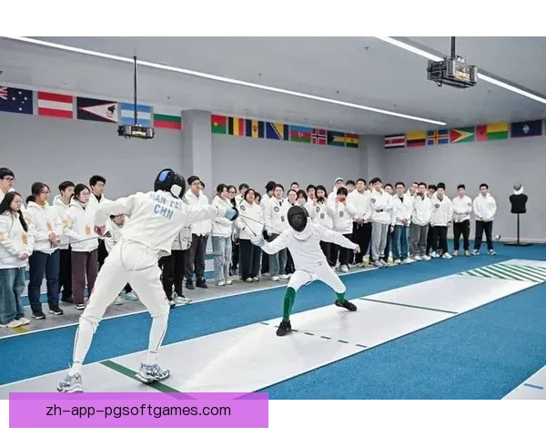 精彩击剑赛事重温：搏击瞬间，剑意交锋